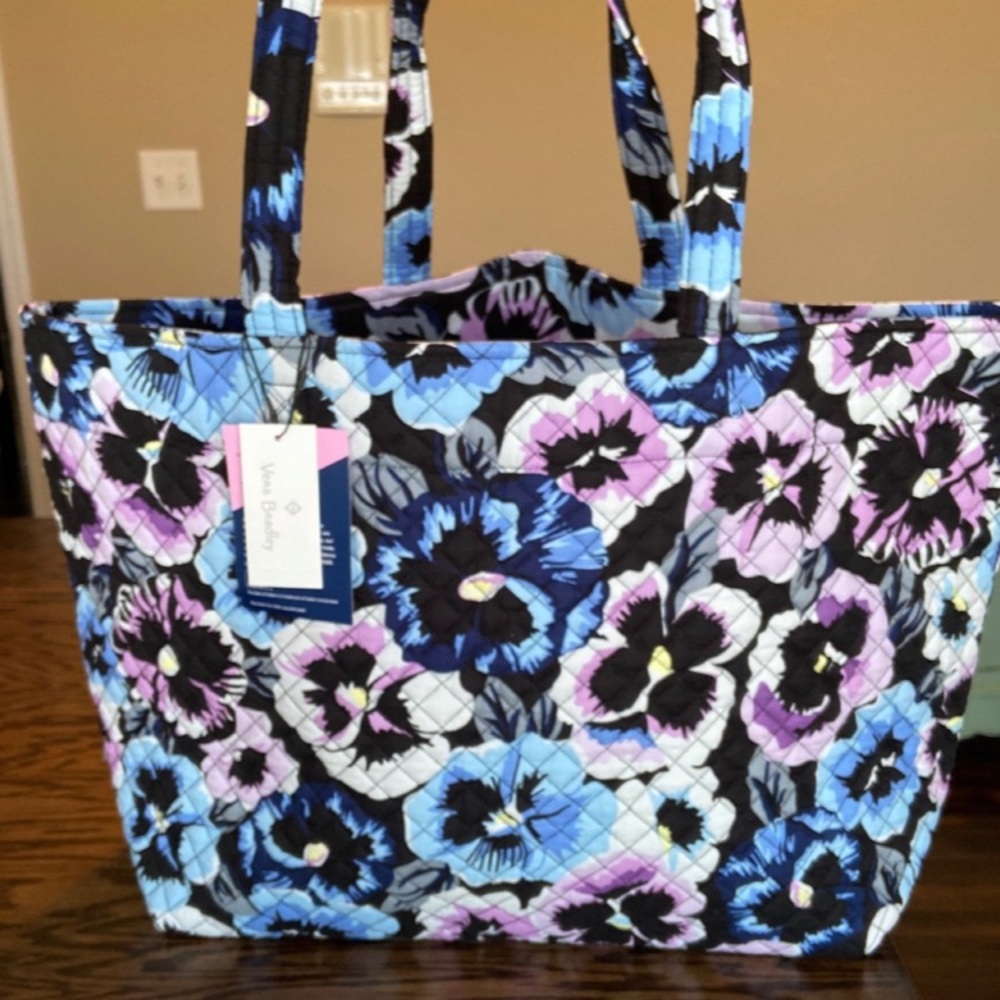 Vera Bradley Grand Tote Plum Pansies